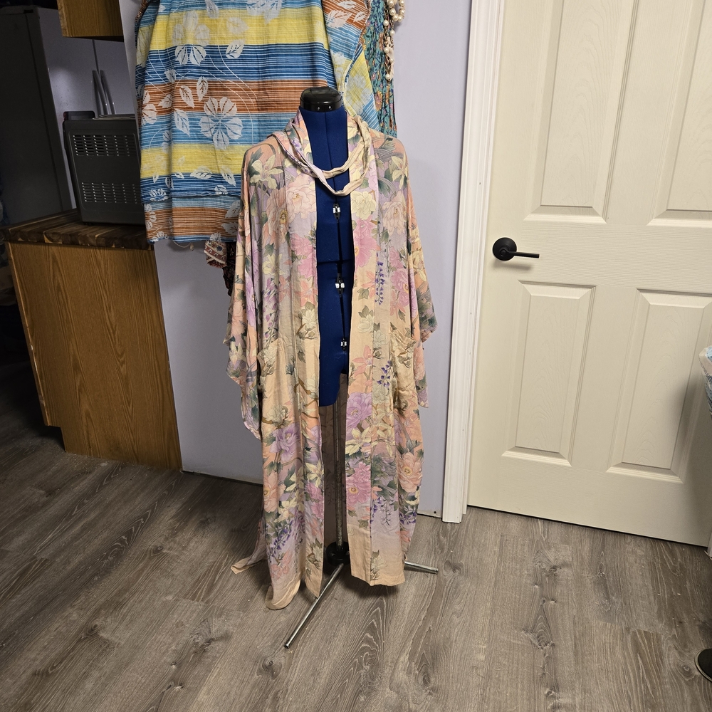 Spell And The Gypsy Collective Lily Kimono, M/L, EUC